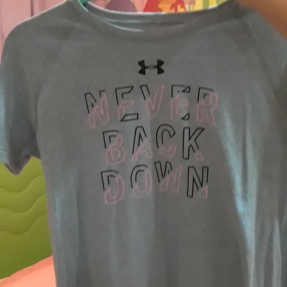SPORTS SHIRT FOR WORKOUTS - Picture 2 of 3